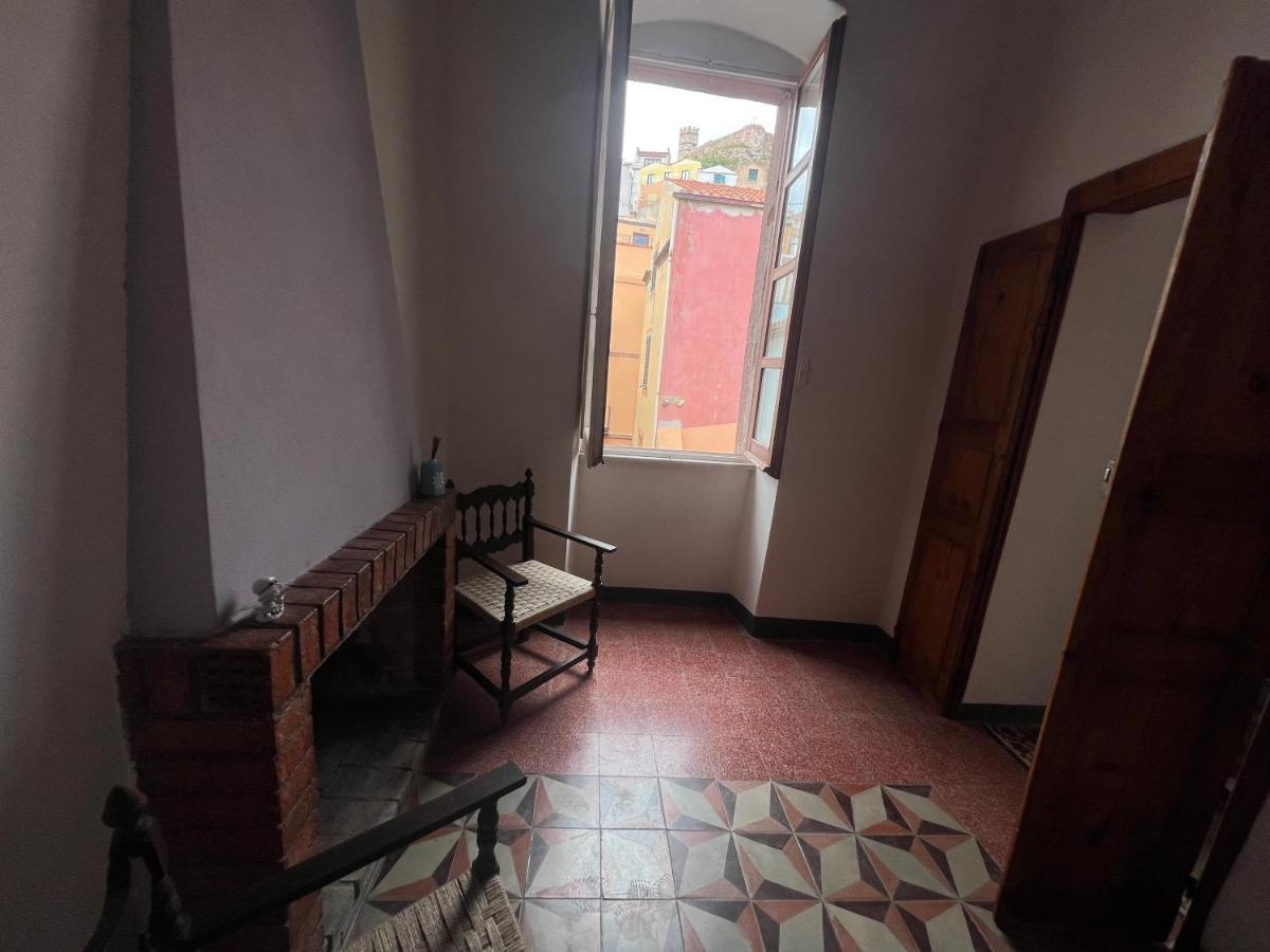 Corso 41 Hotel Bosa Bagian luar foto