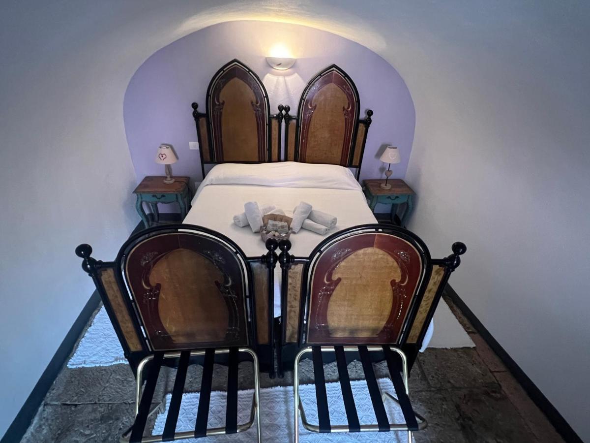 Corso 41 Hotel Bosa Bagian luar foto